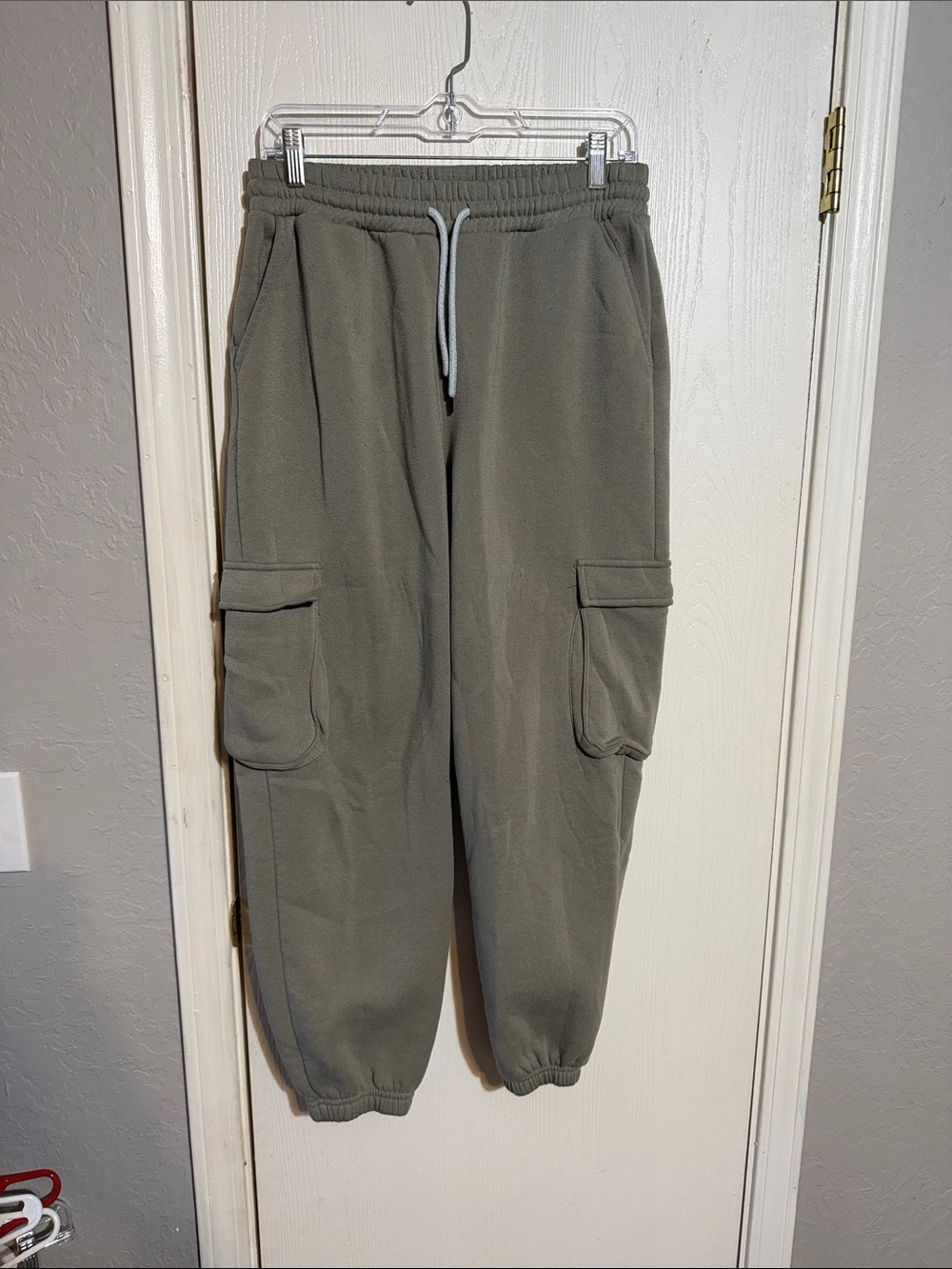 Men's Olive Cargo Jogger Pants with Drawstring